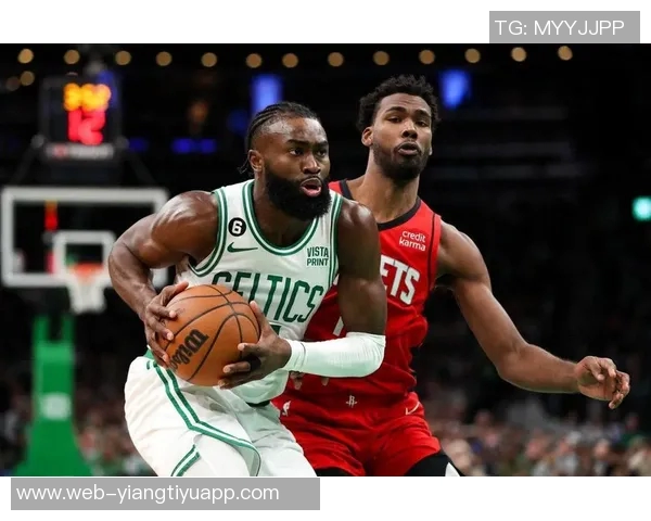 本赛季最大惊喜太阳与绿军并列布鲁克斯的投篮表现引发热议