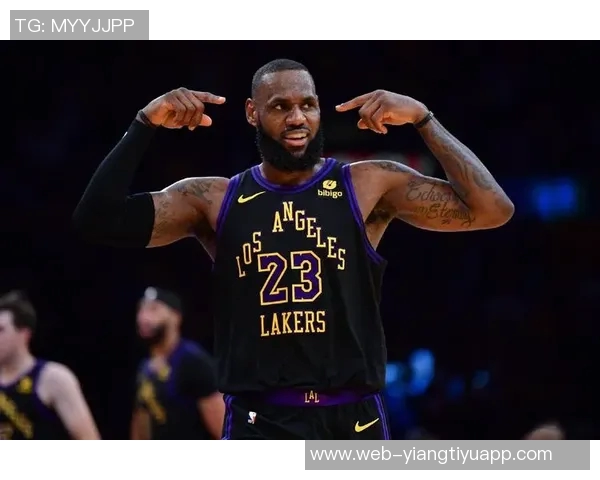 詹姆斯盛赞掘金夏季引援称其引入多名契合球员